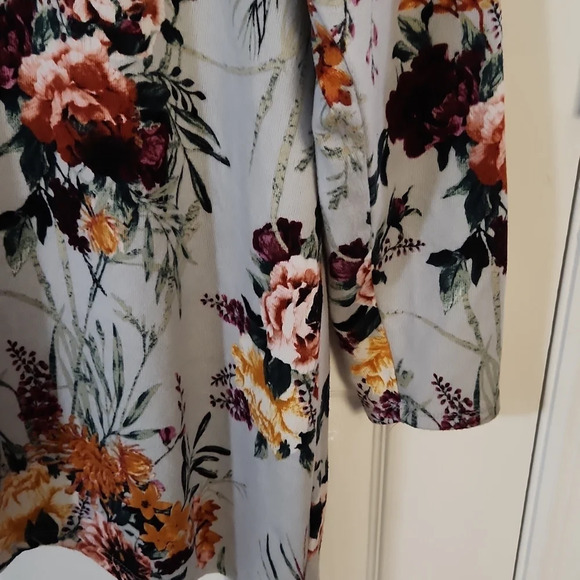 Ava James Light Blue Asymmetrical Top - Picture 8 of 13